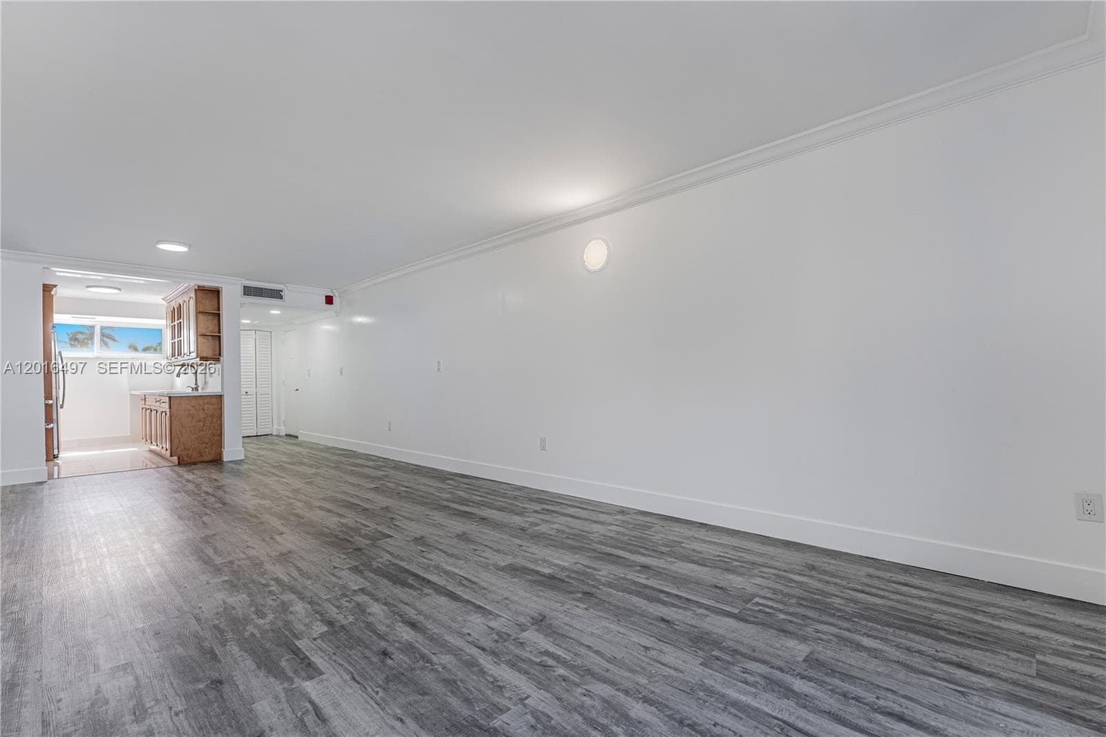8340 Harding Ave # 201, Miami Beach FL 33141 — 20