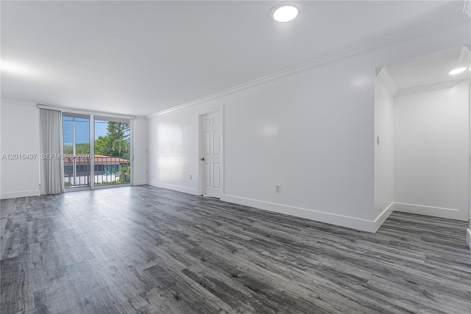 8340 Harding Ave # 201, Miami Beach FL 33141 — 14