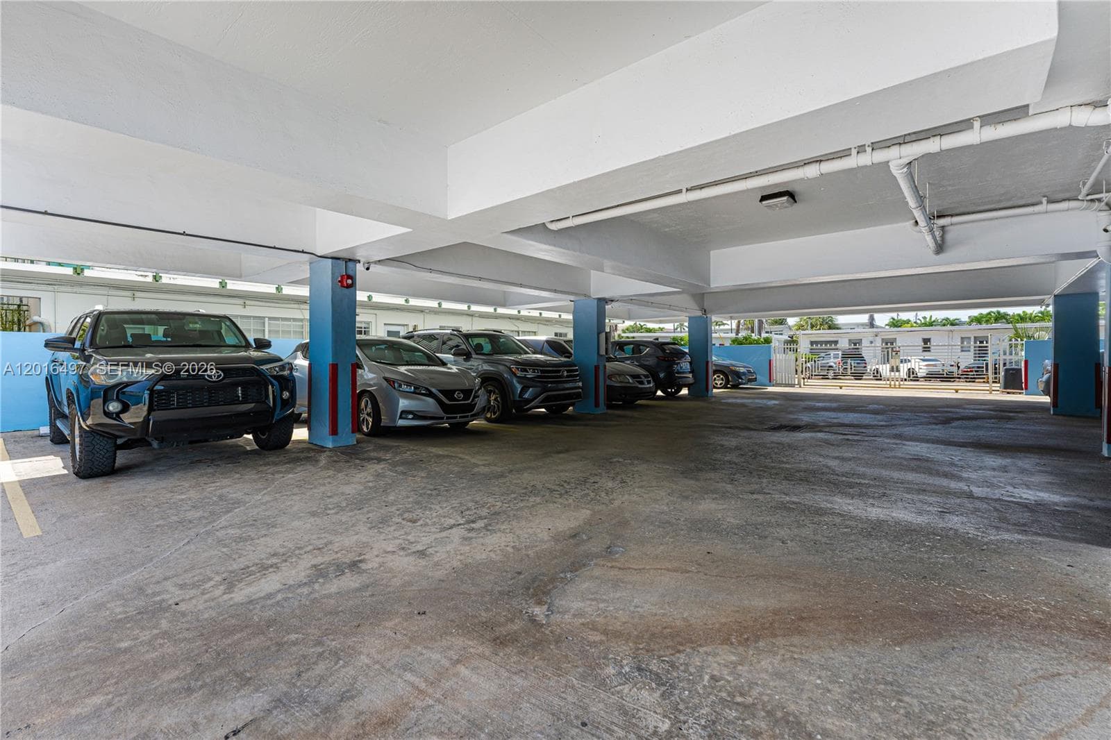 8340 Harding Ave # 201, Miami Beach FL 33141 — 44