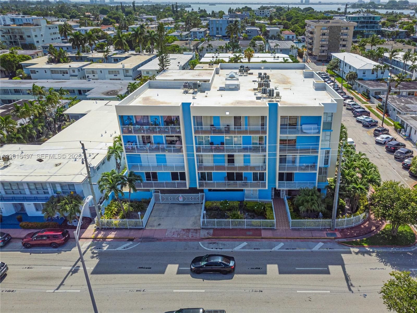 8340 Harding Ave # 201, Miami Beach FL 33141 — 40