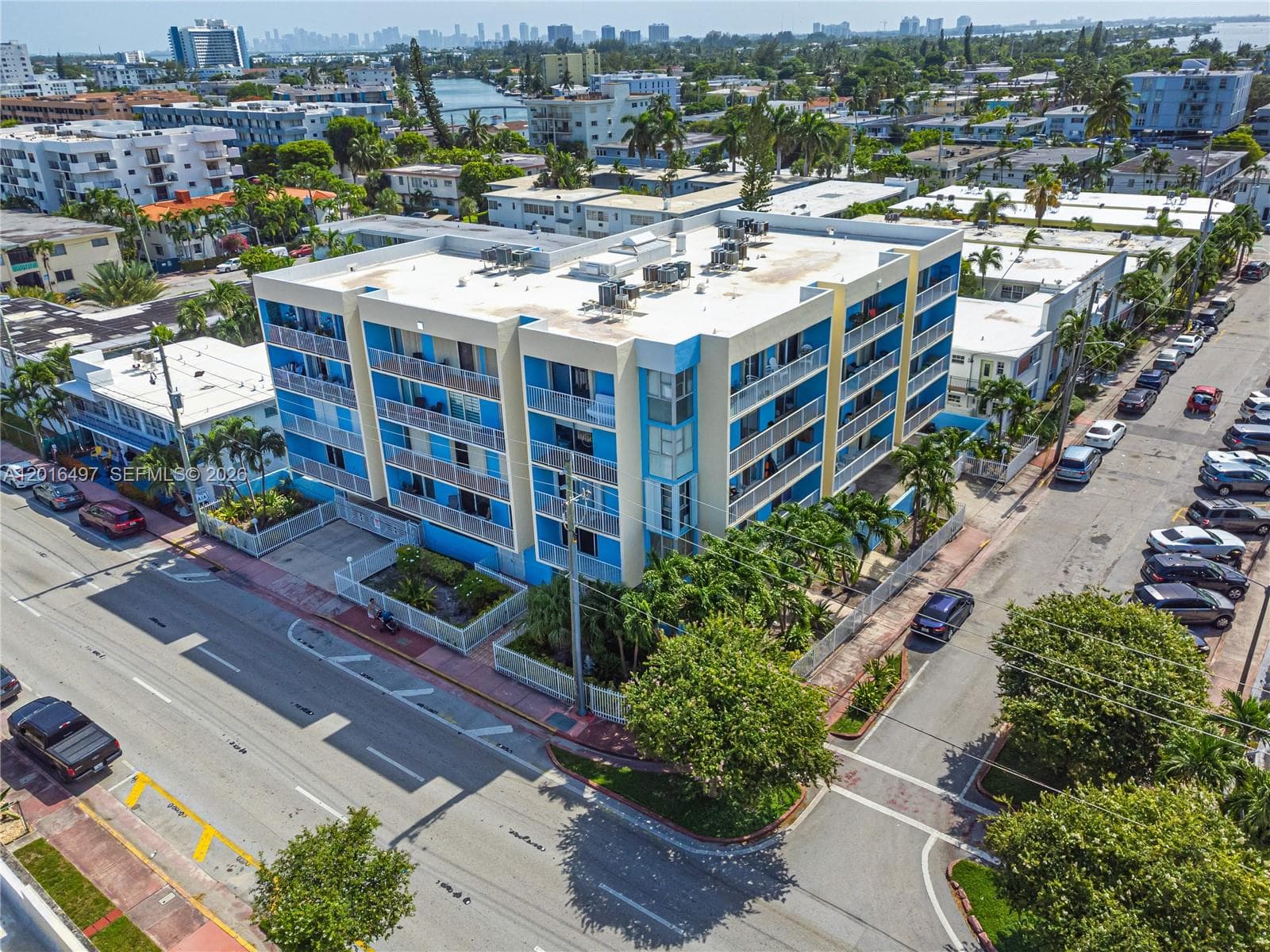 8340 Harding Ave # 201, Miami Beach FL 33141 — 39