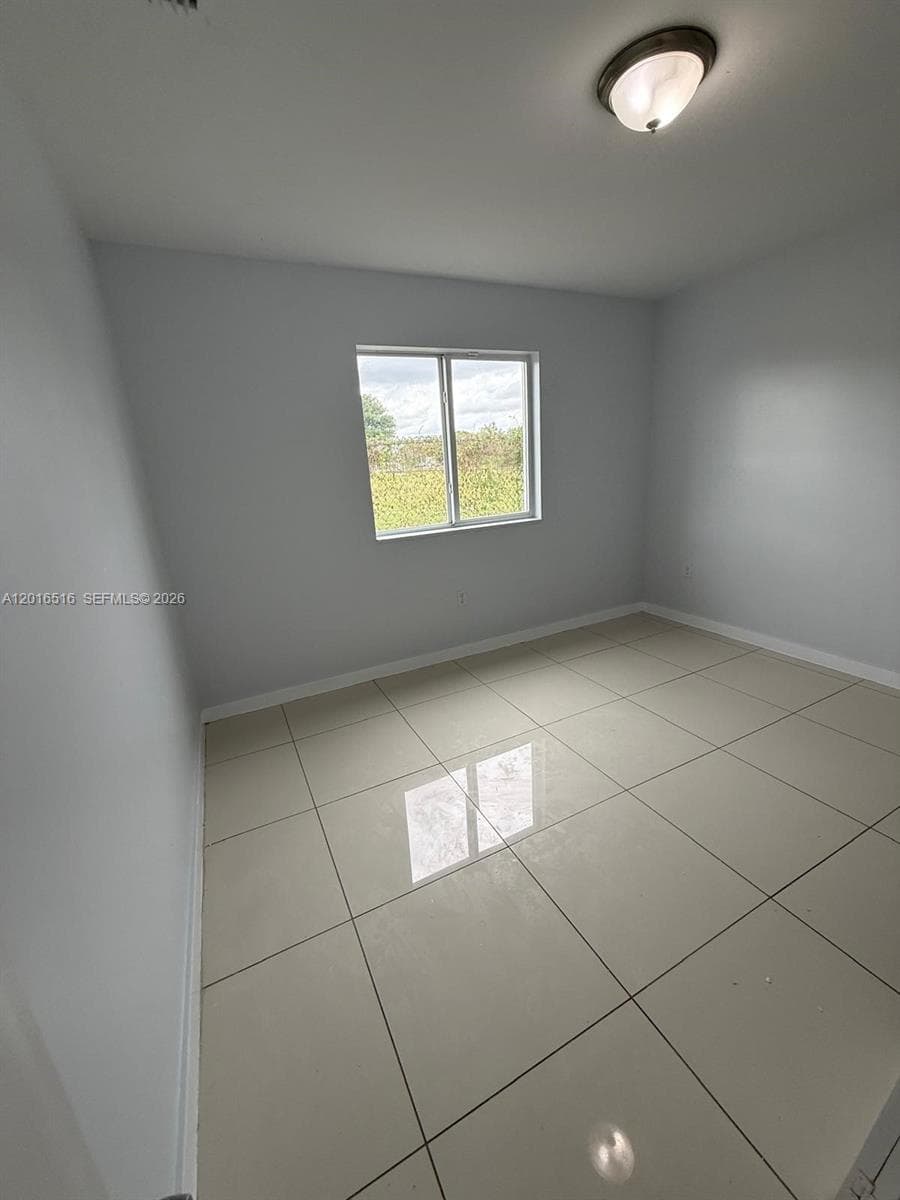 2121-2125 NW 72nd St, Miami FL 33147 — 14
