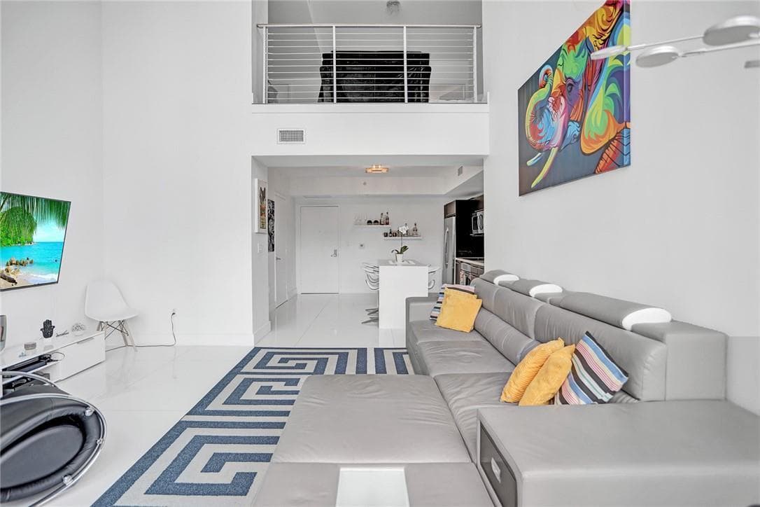 90 SW 3rd Street, Miami FL 33130 — 6