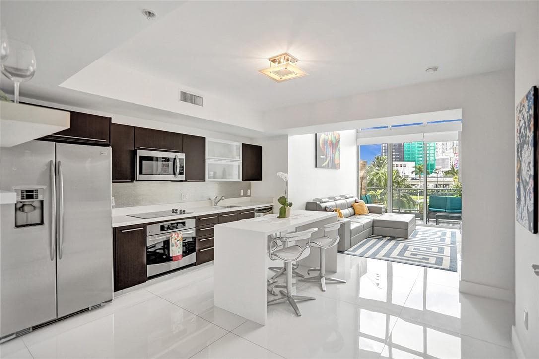 90 SW 3rd Street, Miami FL 33130 — 11