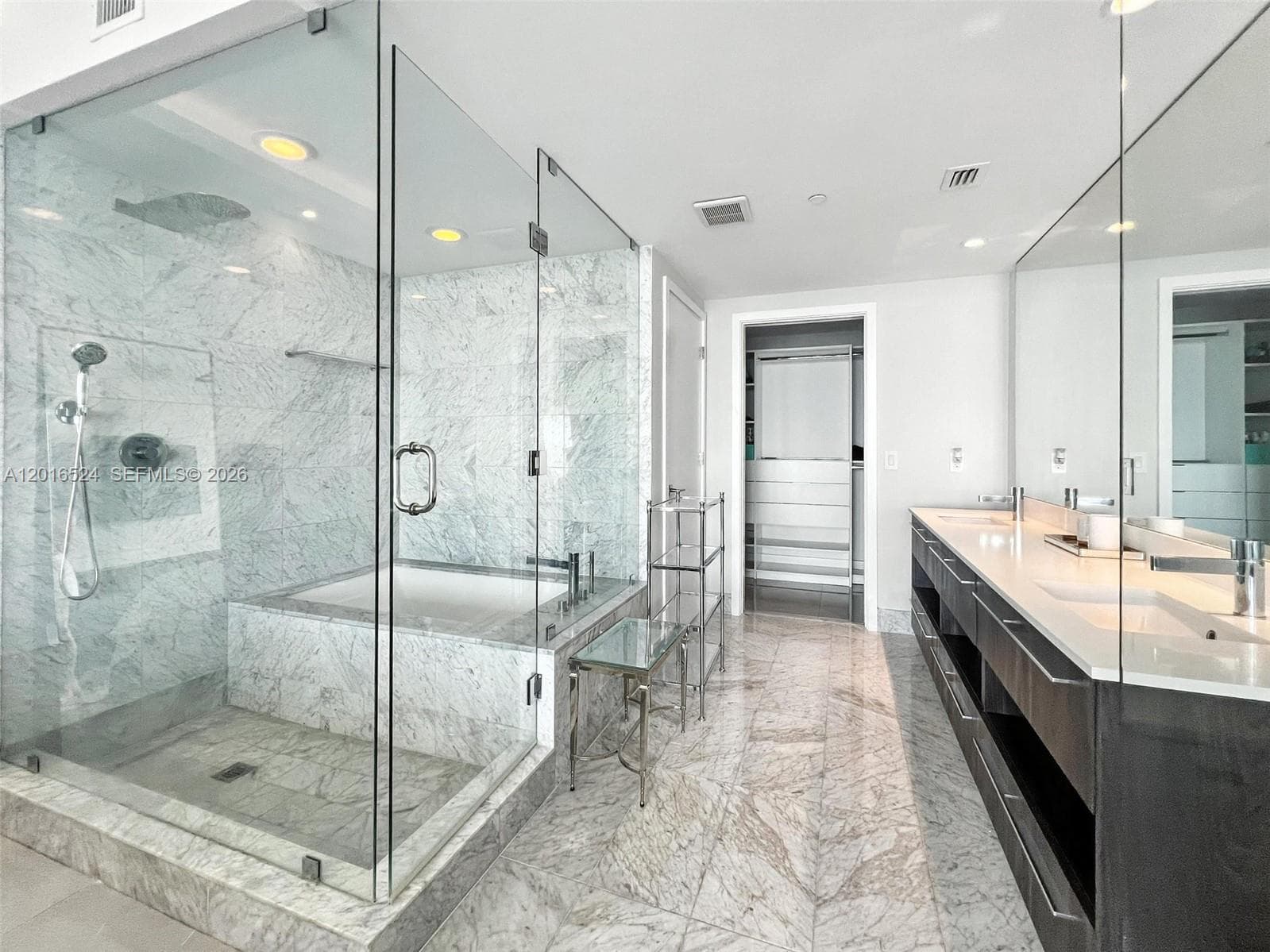 3131 NE 7th Ave # 1504, Miami FL 33137 — 6