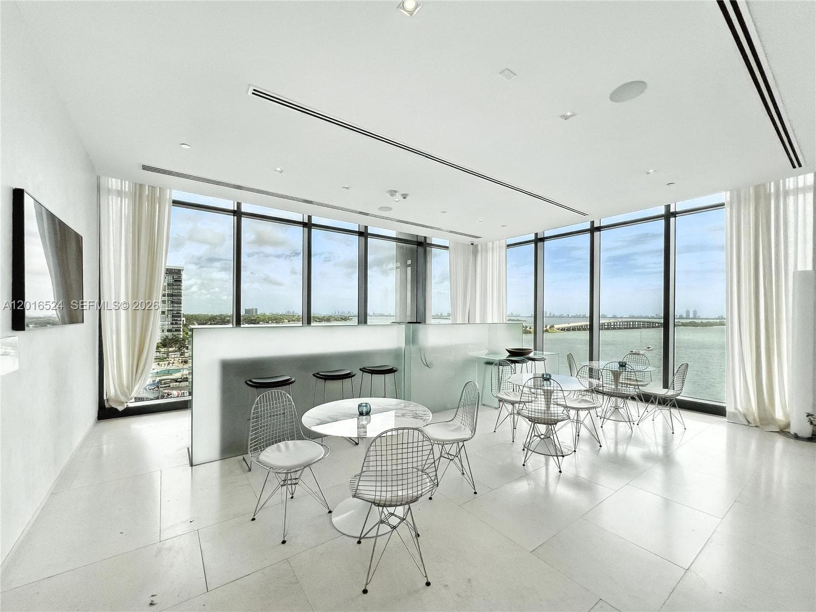 3131 NE 7th Ave # 1504, Miami FL 33137 — 22