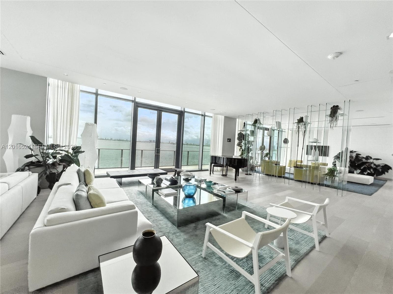 3131 NE 7th Ave # 1504, Miami FL 33137 — 25