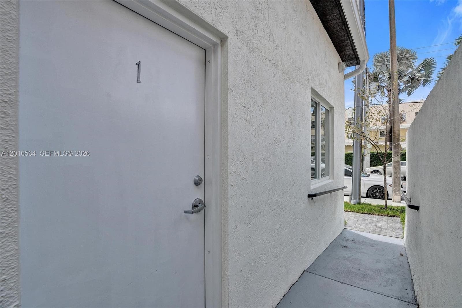 1567 NW 1st St # 1, Miami FL 33125 — 13