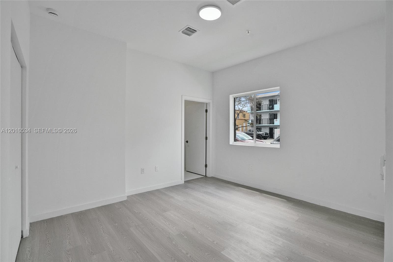 1567 NW 1st St # 1, Miami FL 33125 — 7