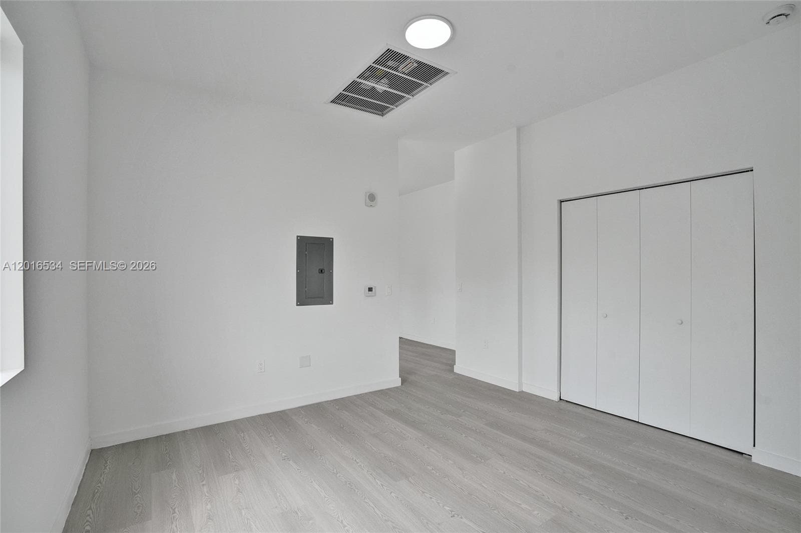 1567 NW 1st St # 1, Miami FL 33125 — 9