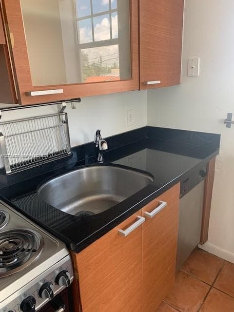 1244 Pennsylvania Ave # 306, Miami Beach FL 33139 — 13