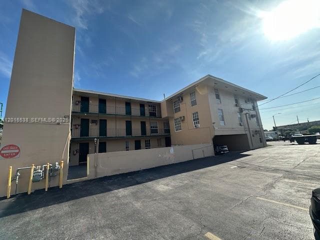 1400 S Douglas Rd # 14, Coral Gables FL 33134 — 19