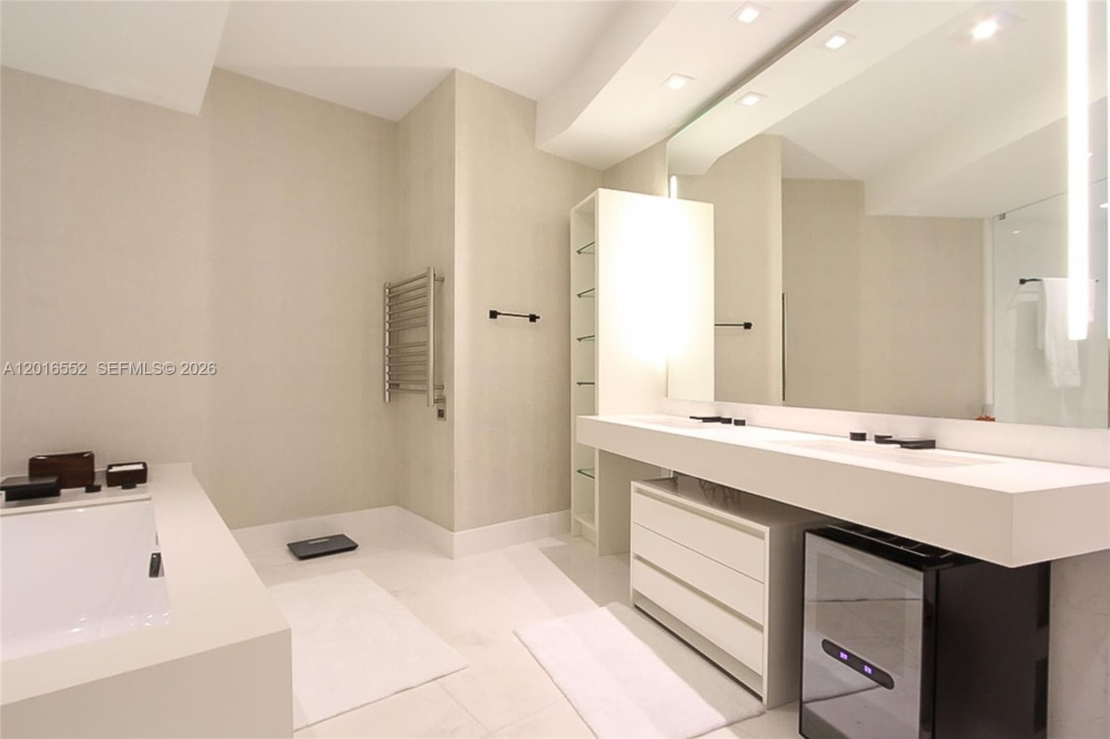 18555 Collins Ave # 4605, Sunny Isles Beach FL 33160 — 20