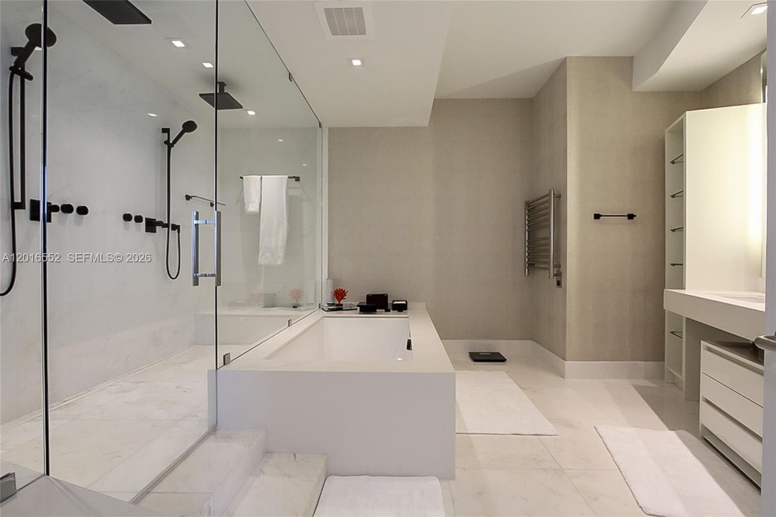18555 Collins Ave # 4605, Sunny Isles Beach FL 33160 — 29