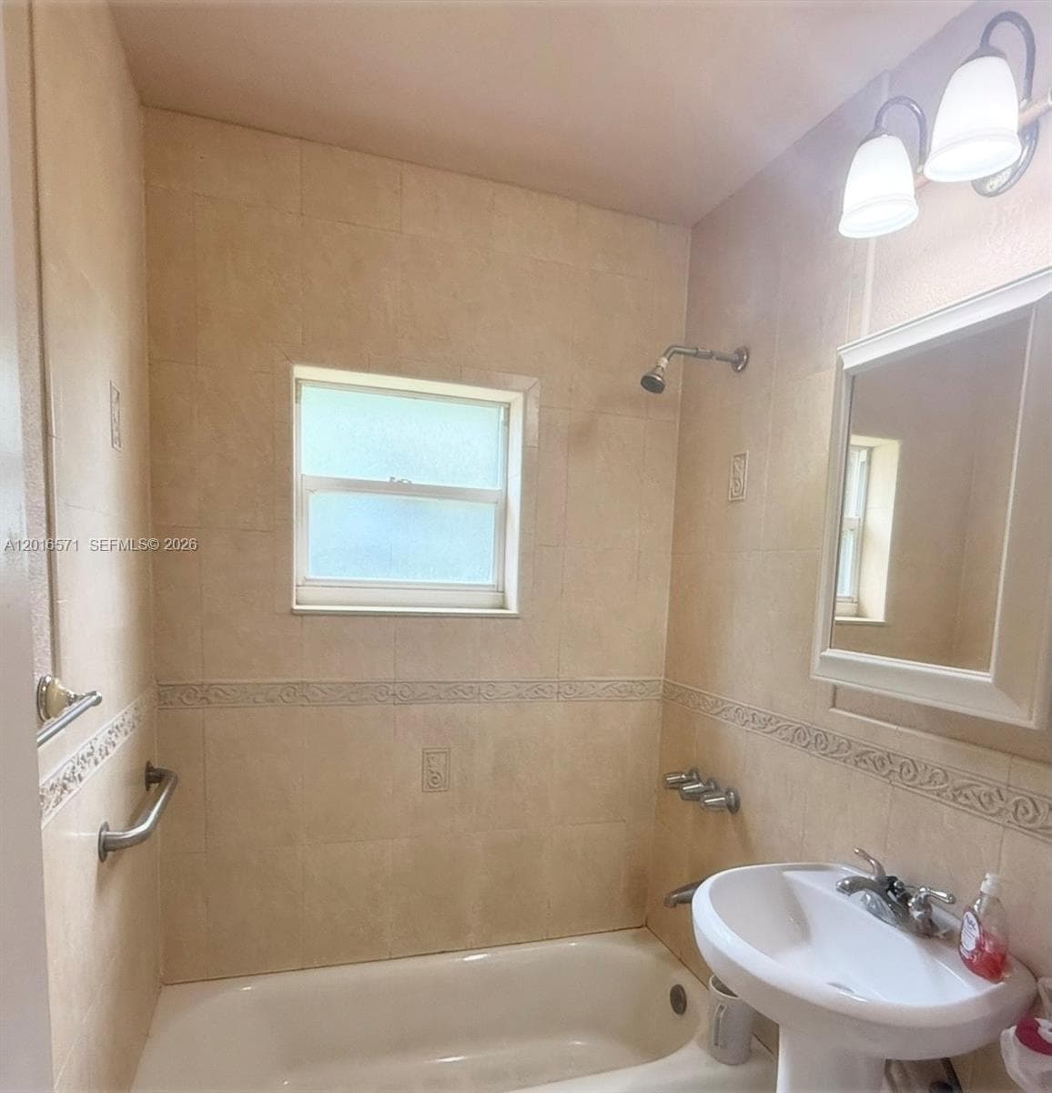 50 E 44th St, Hialeah FL 33013 — 3