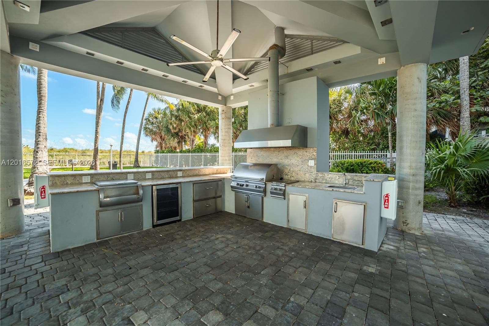 6301 Collins Ave # 1102, Miami Beach FL 33141 — 27
