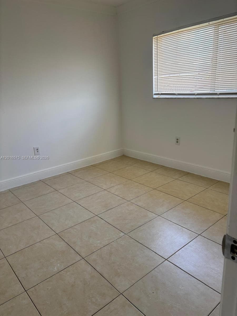 7778 W 34th Ln # 201, Hialeah FL 33018 — 6