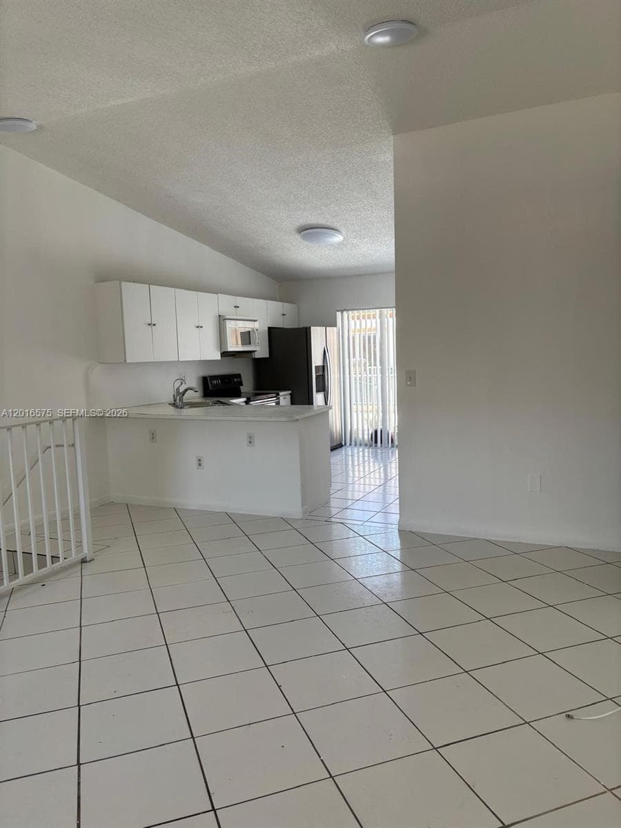 7778 W 34th Ln # 201, Hialeah FL 33018 — 1