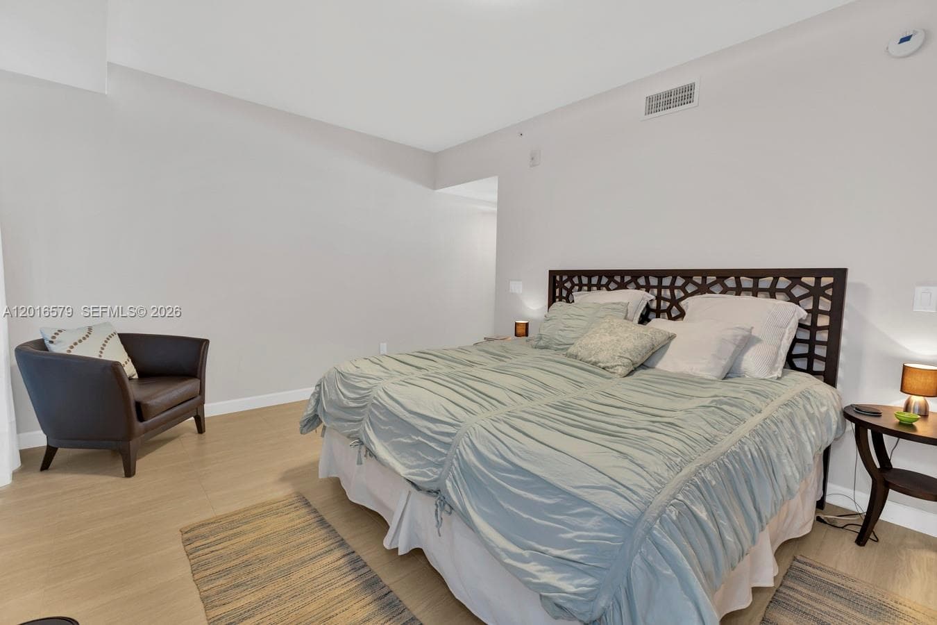 6000 Collins Ave # 129, Miami Beach FL 33140 — 20
