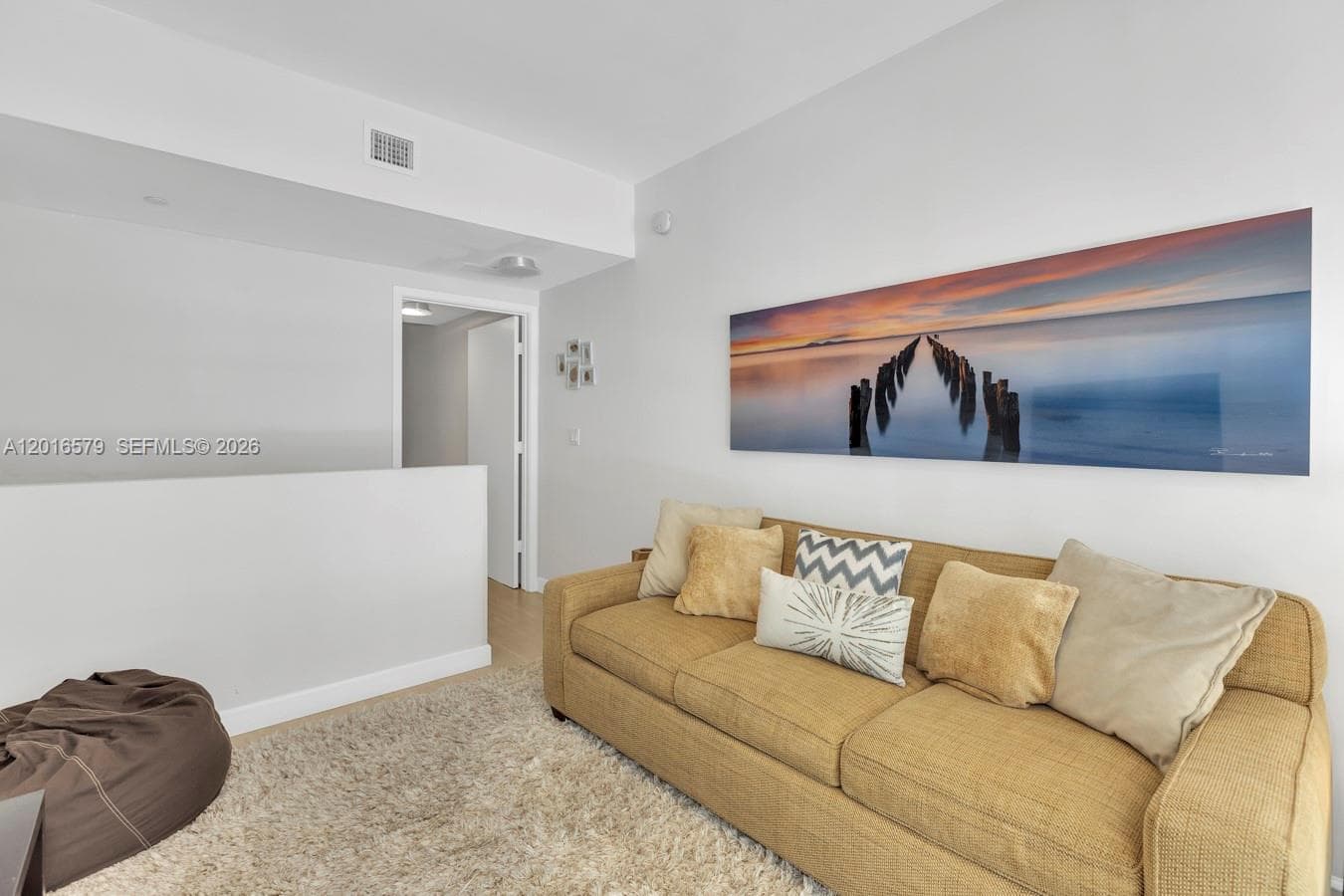 6000 Collins Ave # 129, Miami Beach FL 33140 — 19
