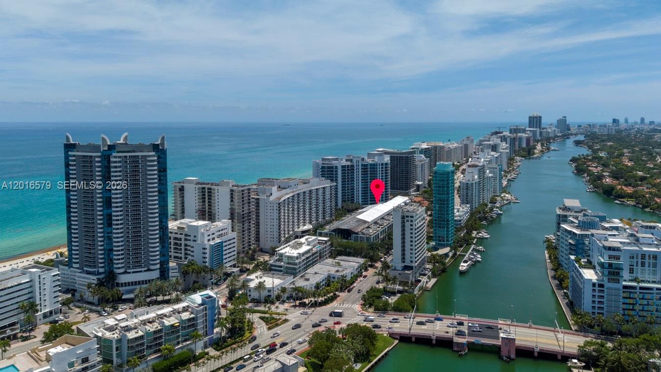 6000 Collins Ave # 129, Miami Beach FL 33140 — 29