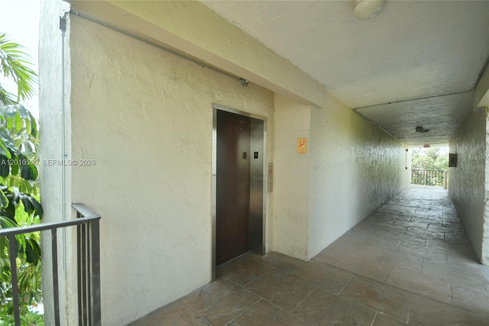 6884 N Kendall Dr # C401, Pinecrest FL 33156 — 13