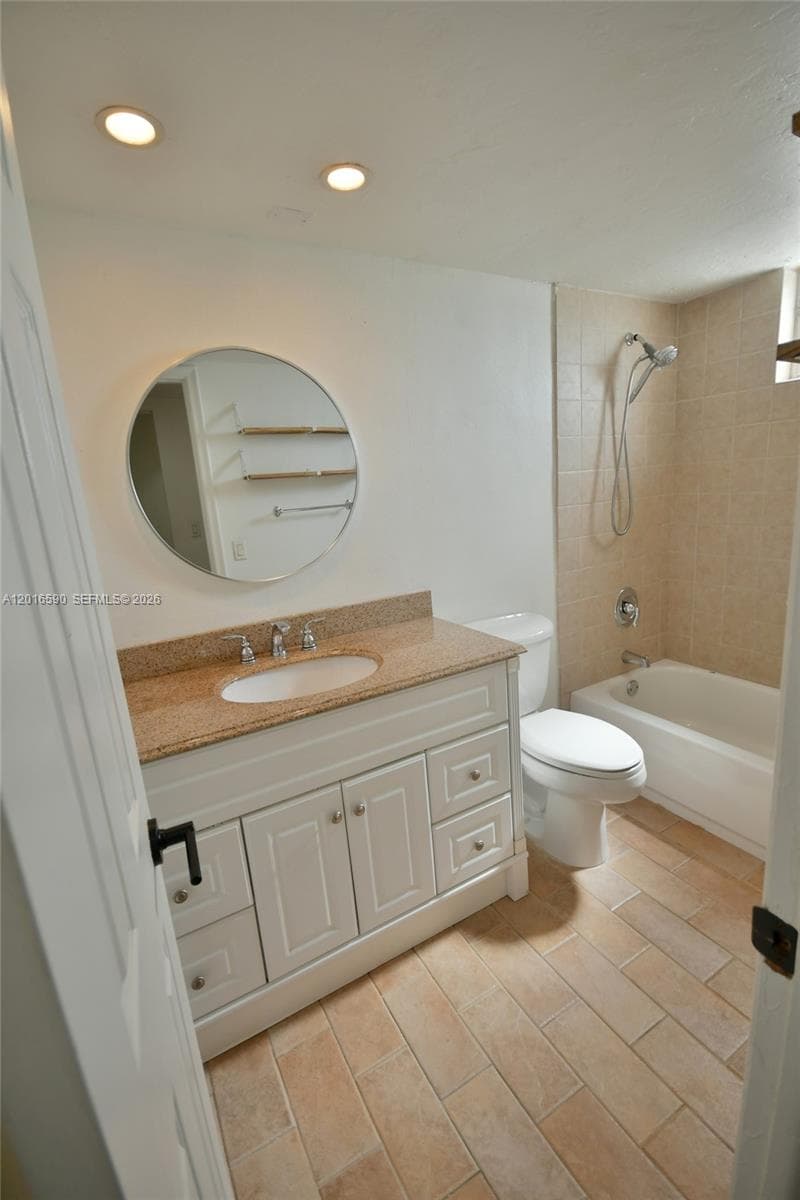6884 N Kendall Dr # C401, Pinecrest FL 33156 — 47