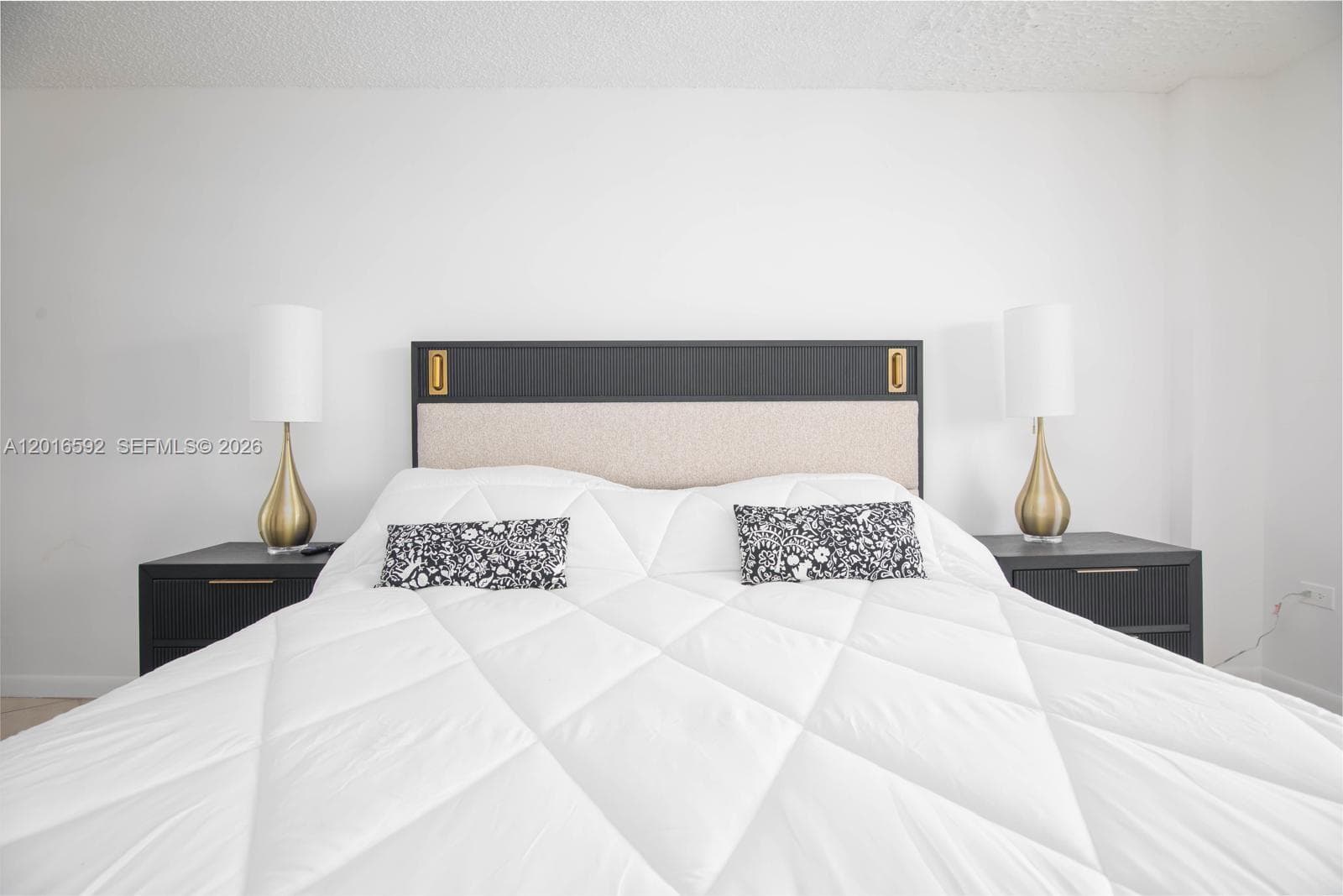 5555 Collins Ave # 14U, Miami Beach FL 33140 — 10