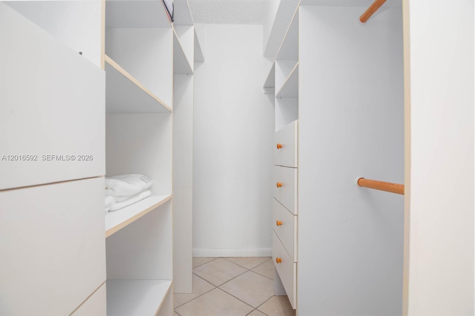 5555 Collins Ave # 14U, Miami Beach FL 33140 — 37