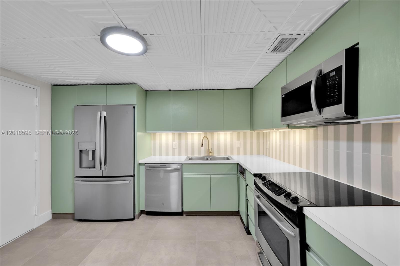 11113 Biscayne Blvd # 1253, Miami FL 33181 — 9