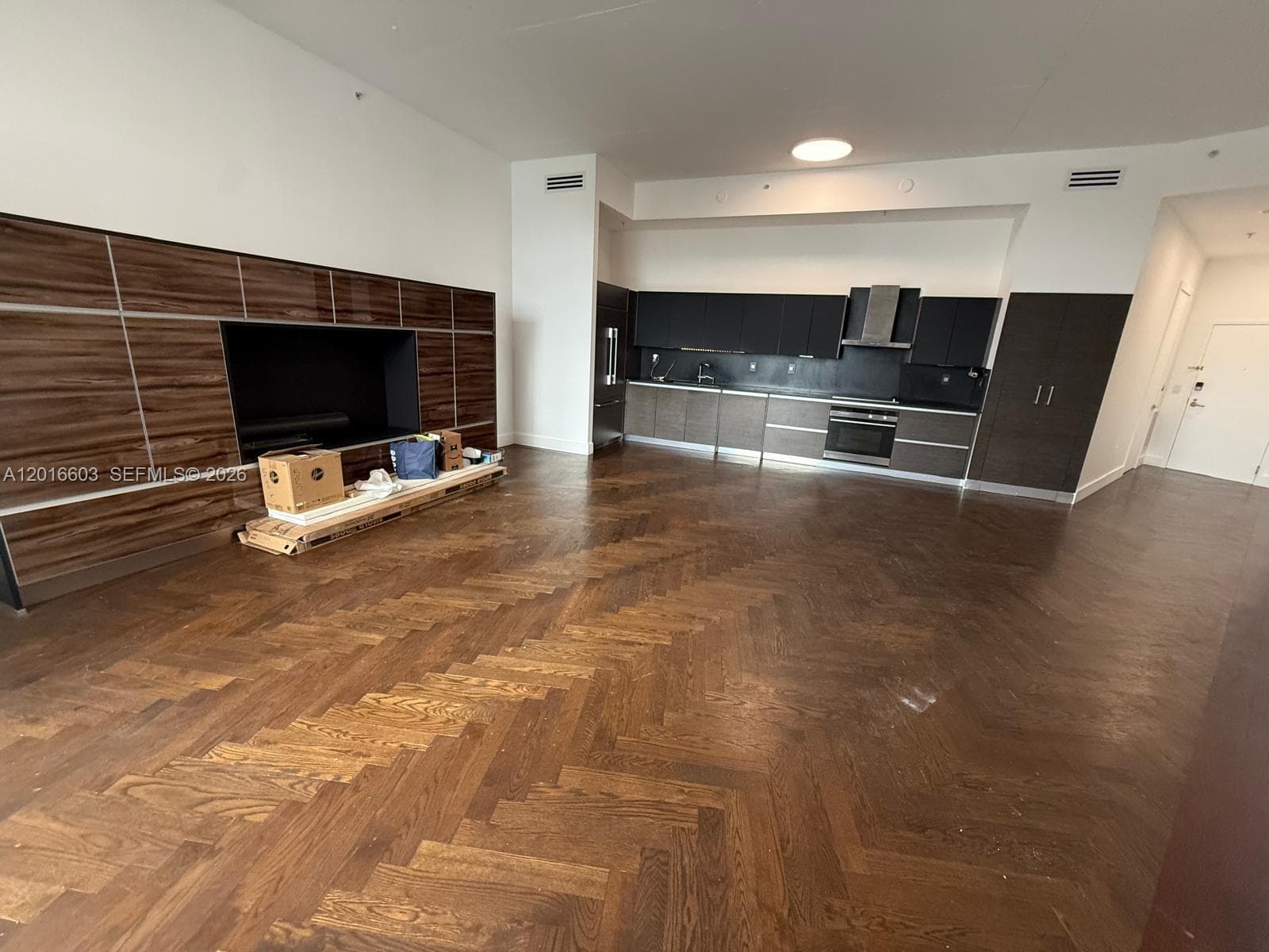 2001 Meridian Ave # 523, Miami Beach FL 33139 — 7