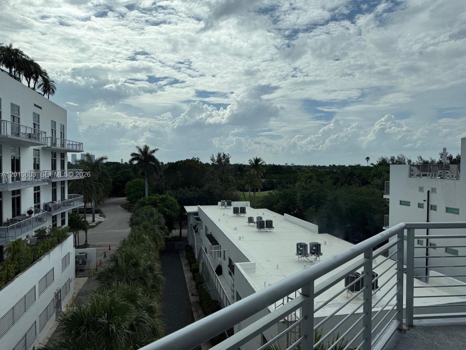2001 Meridian Ave # 523, Miami Beach FL 33139 — 21