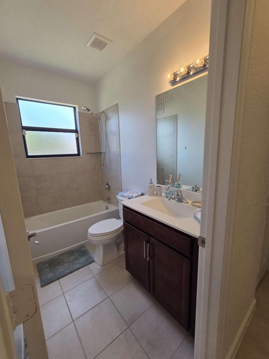 195 SE 24th Court, Homestead FL 33033 — 17
