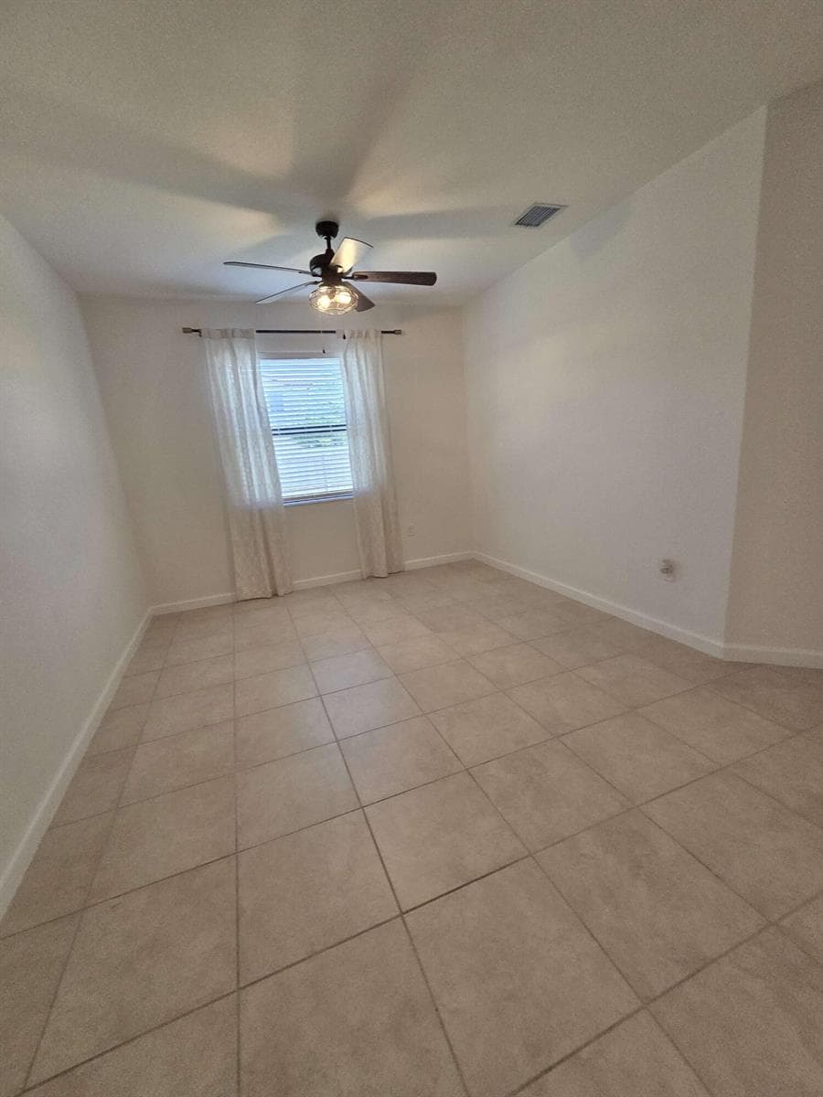 195 SE 24th Court, Homestead FL 33033 — 16