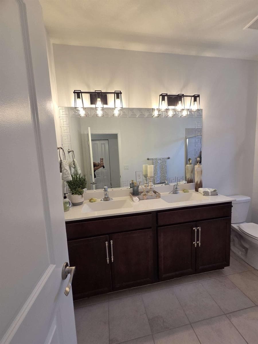 195 SE 24th Court, Homestead FL 33033 — 12