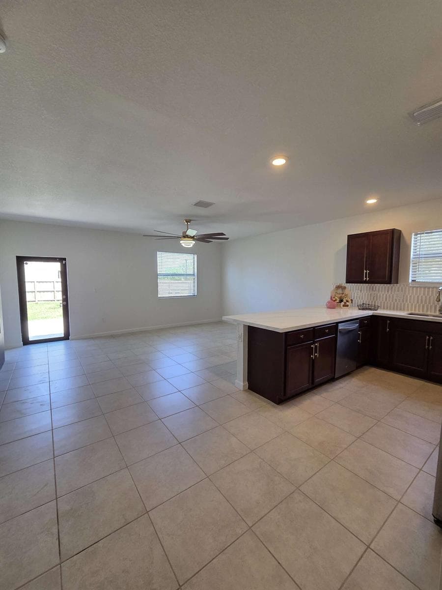 195 SE 24th Court, Homestead FL 33033 — 5