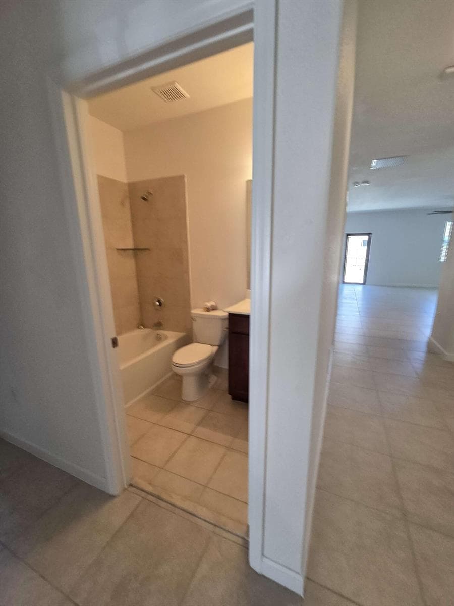 195 SE 24th Court, Homestead FL 33033 — 20