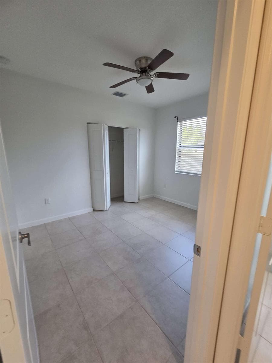 195 SE 24th Court, Homestead FL 33033 — 18