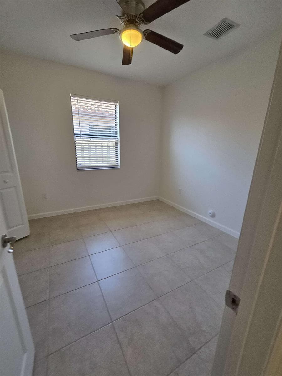 195 SE 24th Court, Homestead FL 33033 — 21