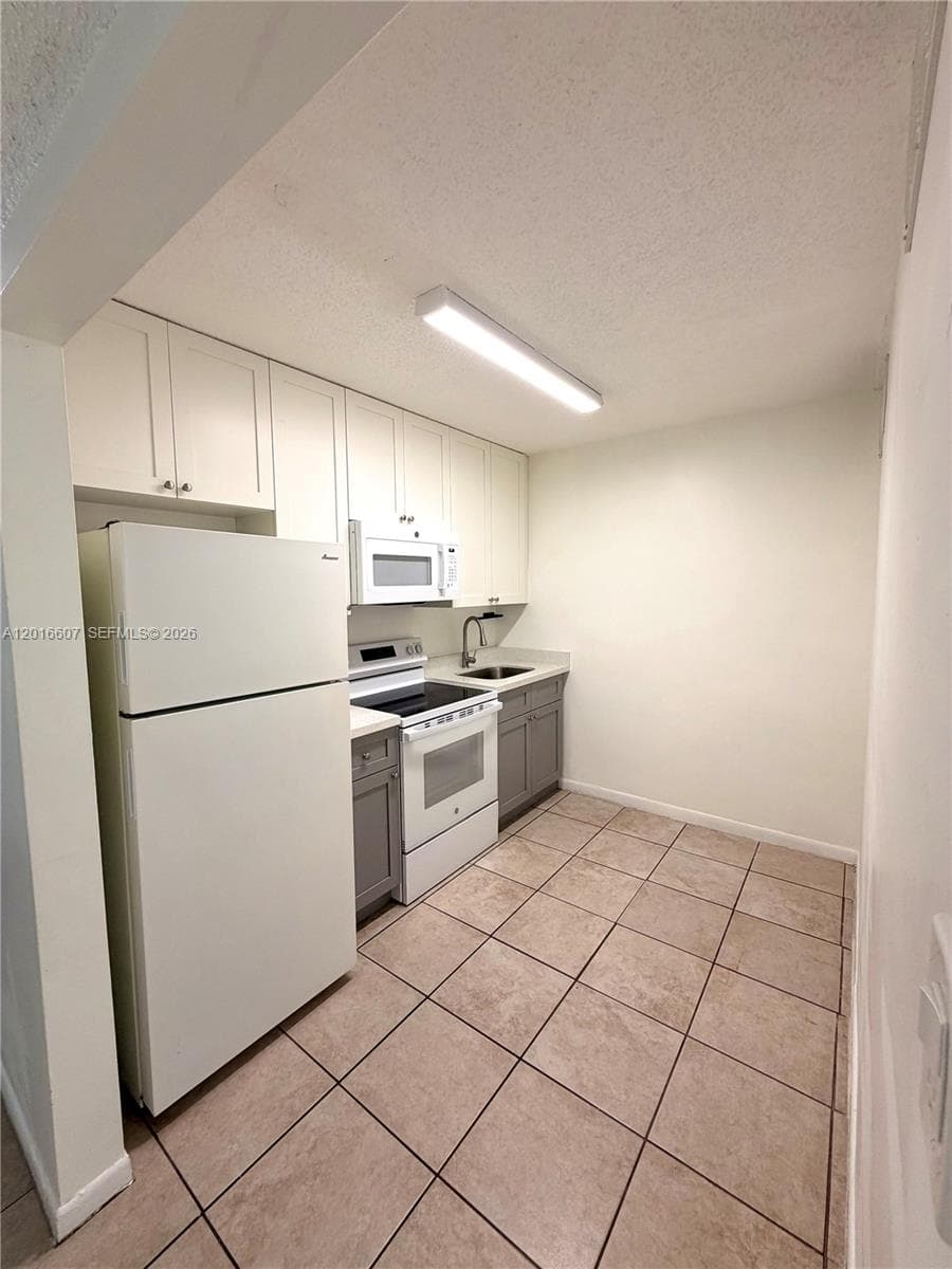 6990 NW 186th St # 210A, Hialeah FL 33015 — 3