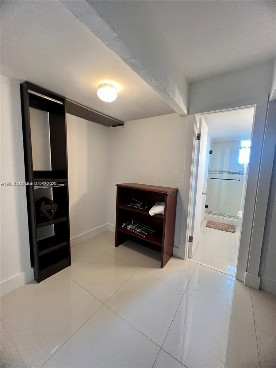 2903 N Miami Beach Blvd # 906, North Miami Beach FL 33160 — 17