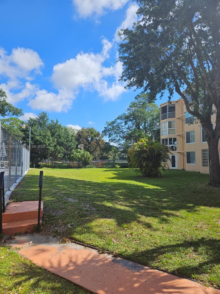 1301 NE 191st St # F103, Miami FL 33179 — 11