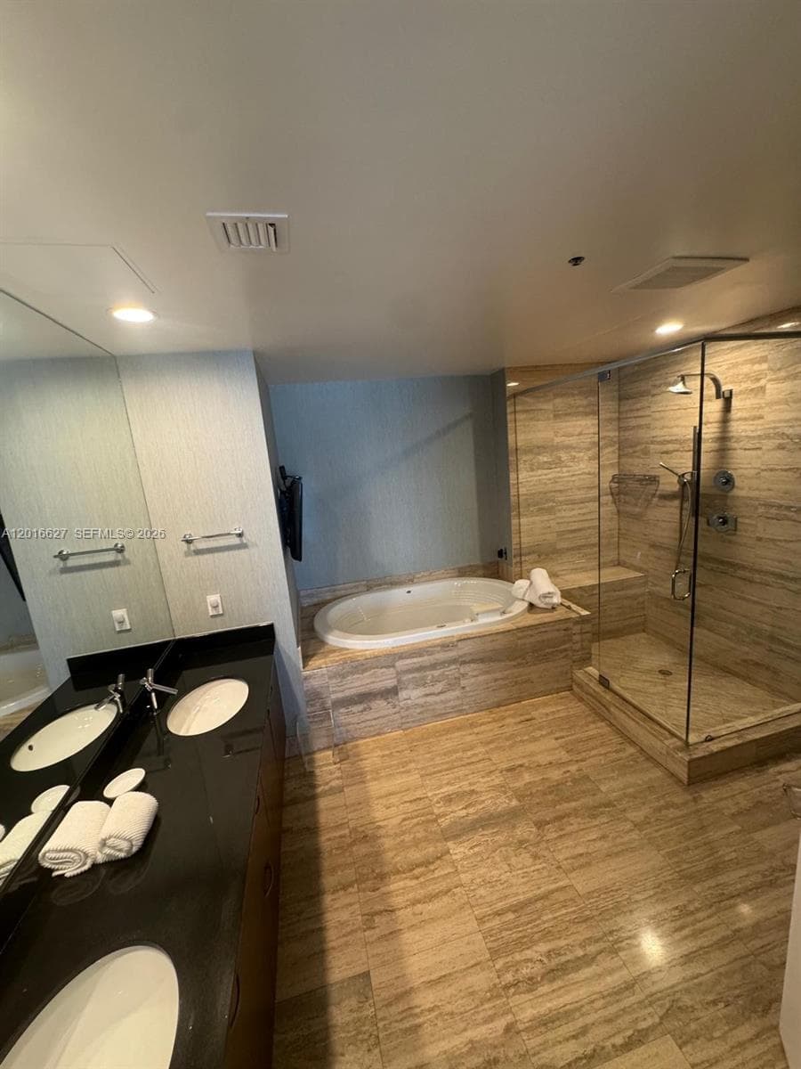 16001 Collins Ave # 1002, Sunny Isles Beach FL 33160 — 10
