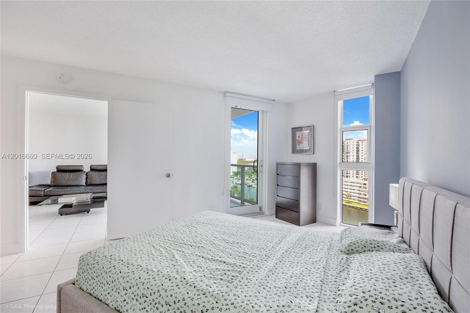 100 Bayview Dr # 1231, Sunny Isles Beach FL 33160 — 12