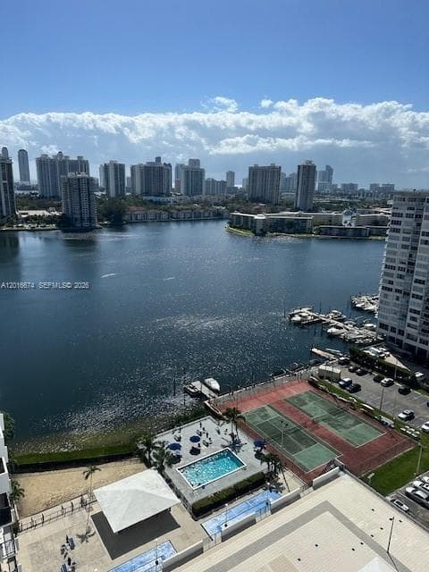 2780 NE 183rd St, Aventura FL 33160 — 27