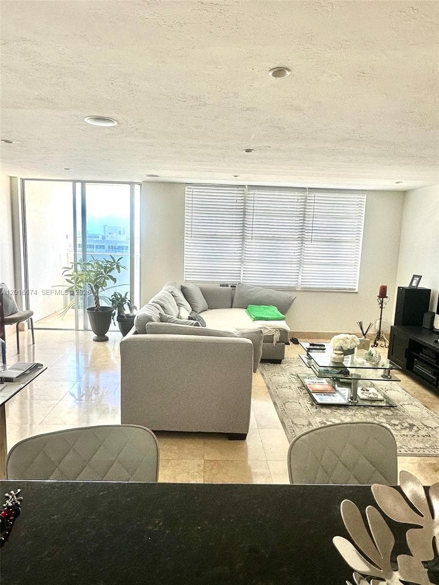 2780 NE 183rd St, Aventura FL 33160 — 13