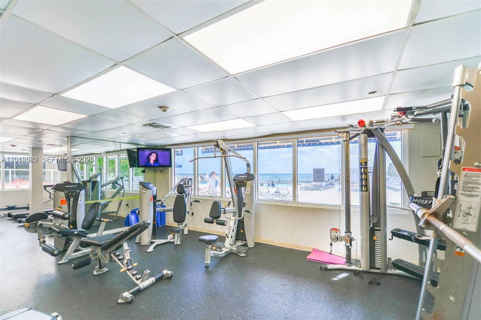 19201 Collins Ave # 609, Sunny Isles Beach FL 33160 — 23