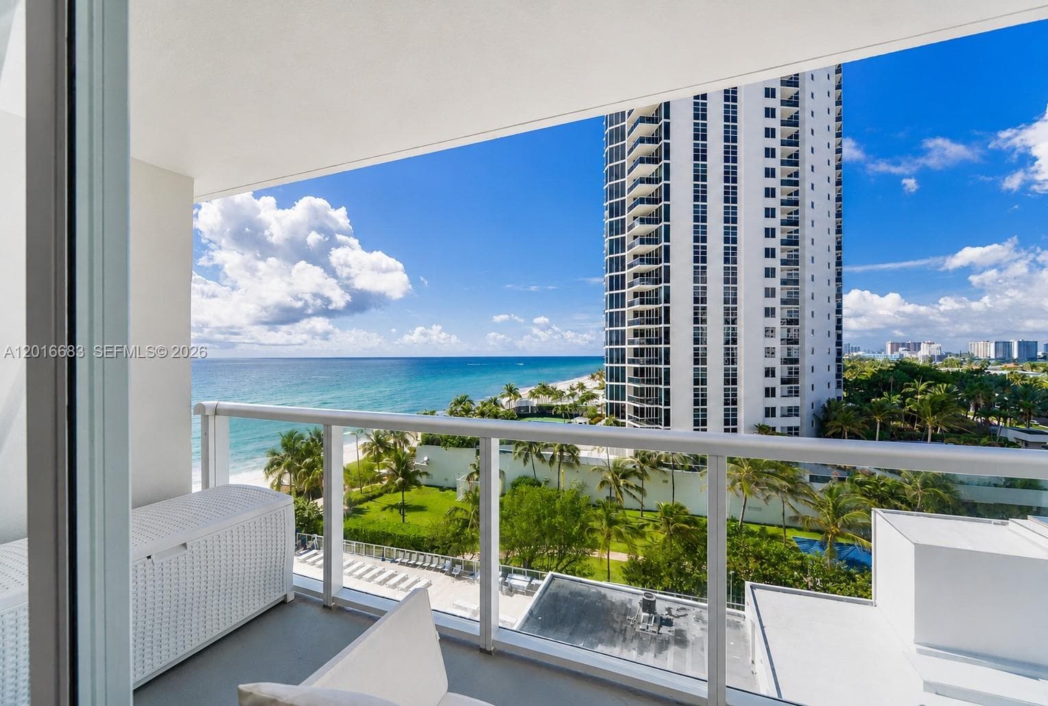 19201 Collins Ave # 609, Sunny Isles Beach FL 33160 — 2