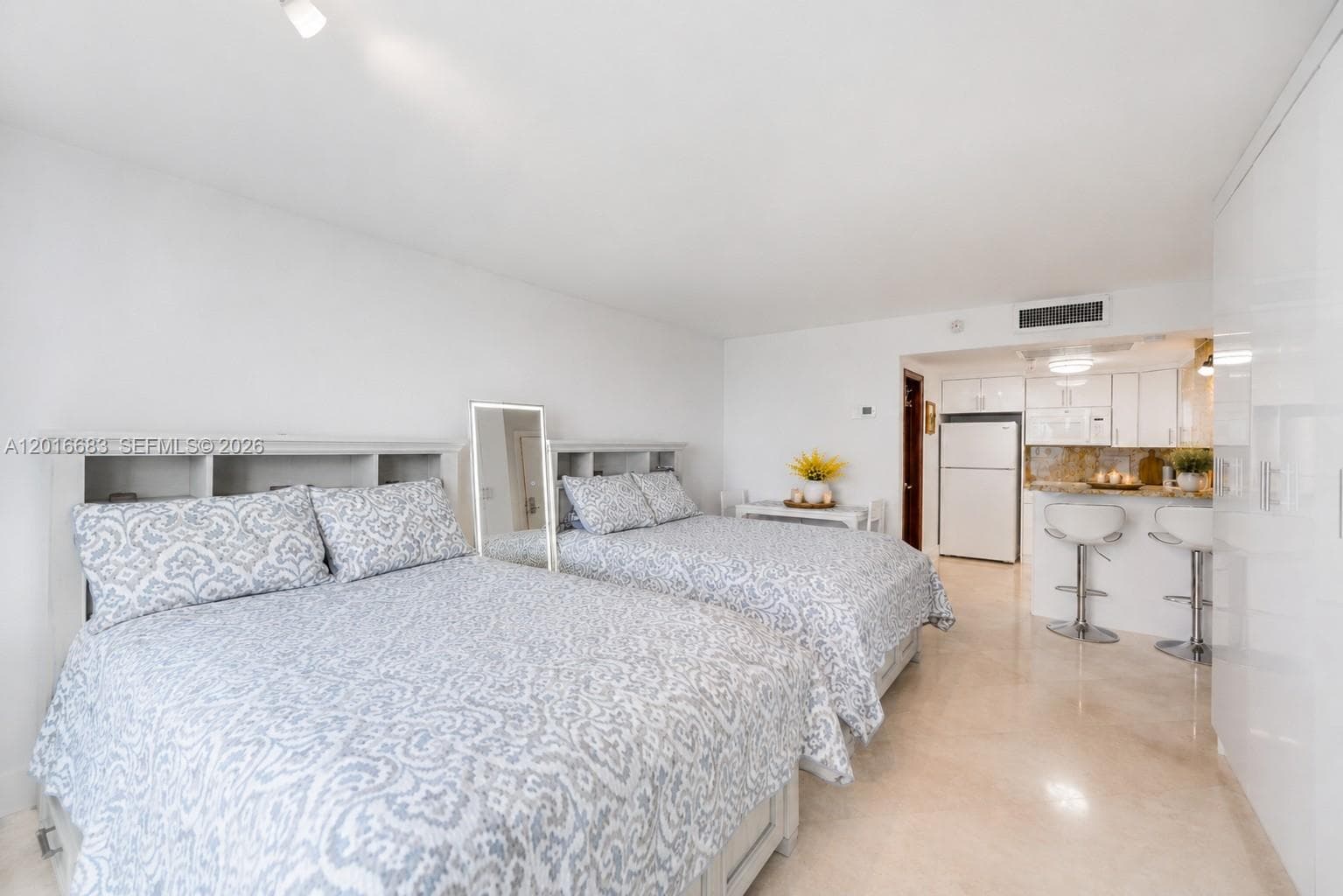 19201 Collins Ave # 609, Sunny Isles Beach FL 33160 — 8