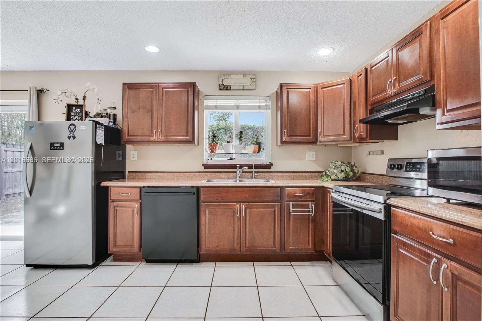 9330 SW 165th St, Palmetto Bay FL 33157 — 6